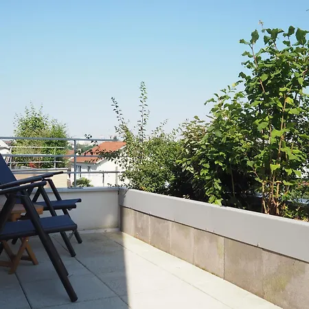 Large Direct Access To Paris Center Apartment Noisy-le-Sec